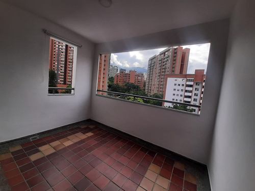 Apartamento En Arriendo Poblado Sector Patio Bonito