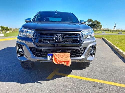 Toyota Hilux 2.8 Cd Srx 177cv 4x4 At 2020