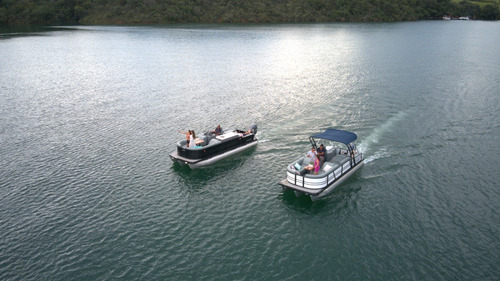 Lancha Ventura Pontoon 250 Zero V-cat Solara Fluvimar Vcat