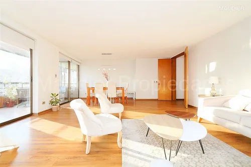 Departamento En Venta De 3 Dorm. En Las Condes