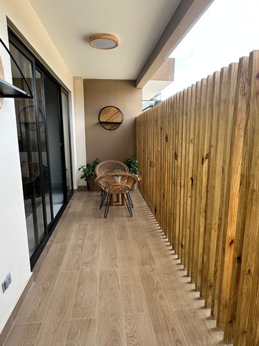Apartamentos En Plano En La Jacobo Majluta, Torres, Desde 102 Metros