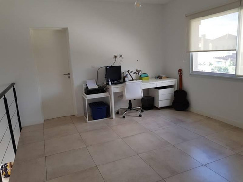 Imagen 13 de 30 de Excelente Plano De Planta, Lote Interno.