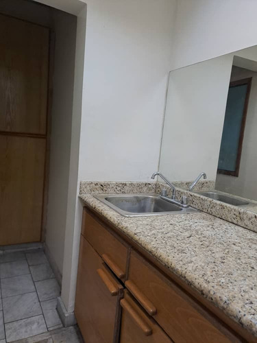 Consultorio En Hospital Metropolitano Del Norte Naguanagua Socc