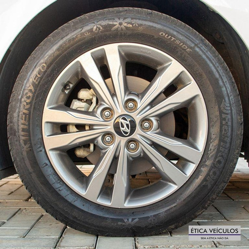 Imagem 8 de 8 de Hyundai Elantra 2.0 16v Flex Aut.