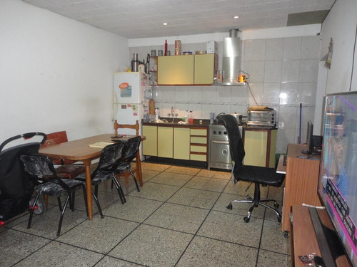 Imagen 3 de 7 de Casa En Venta En Jose Leon Suarez