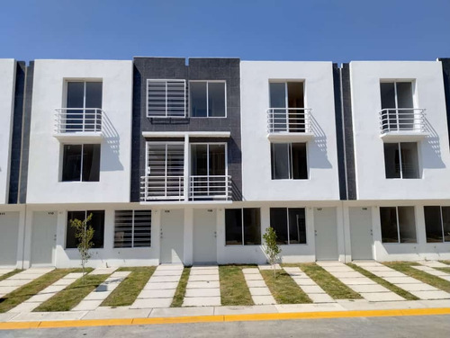 Casas De 4 Recamaras En Senderos Tecamac Desarrollo Con Acceso Controlado En Ojo De Agua Tecamac Edomex