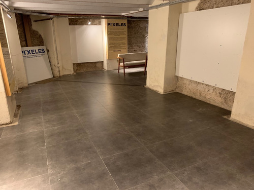 Imagen 11 de 12 de Local Comercial Sarandí Y Alzaibar - Ciudad Vieja