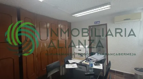 Casa En Venta En El Prado. Cod V61499