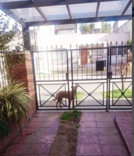 Imagen 4 de 16 de Duplex En Haedo Sur 3 Ambientes Mas Un Playroom. Oportunidad
