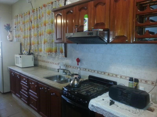 Casa En Venta En Lanús Oeste, Lanús, G.b.a. Zona Sur