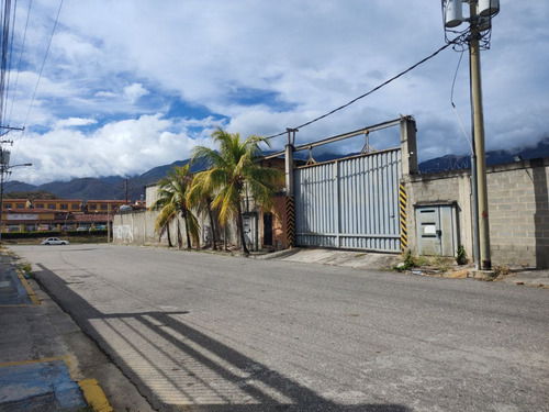 Se Alquila Terreno 3920m2. Guatire.