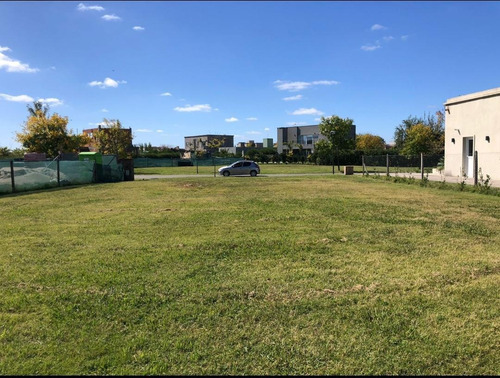 Imagen 1 de 5 de Increible Lote En El Cantón