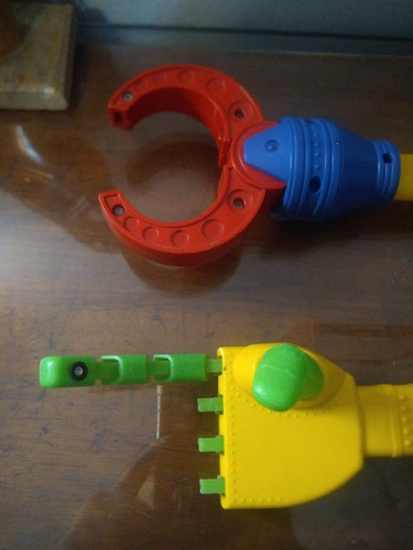 Brinquedo Mãos De Aço E Biônica Sucata (Usado)