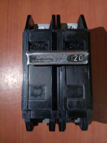 Breaker Superficial 2x20 General Electric