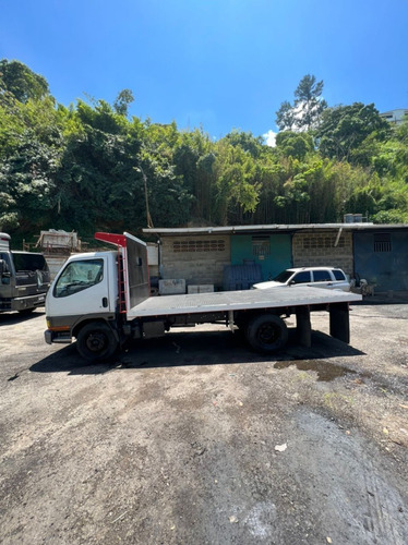 Imagen 3 de 9 de Mitsubishi Canter 64a