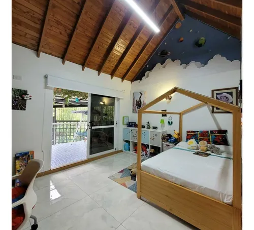 Casa Poblado Cola Del Zorro