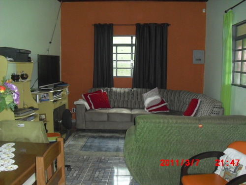 Linda Chácara 2000m2 Com Piscina
