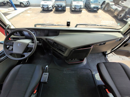 Volvo Fh 460 6x2 Ano 2020/21 Globetrotter I-shift