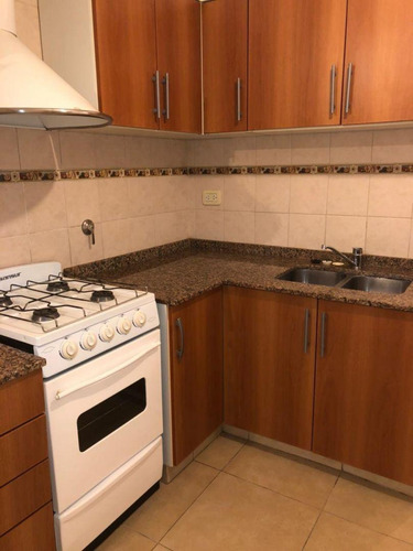 Monoambiente En El Edificio Isa Iii