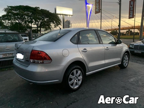 Volkswagen Polo Highline 1.6 2015 Impecable! Aerocar