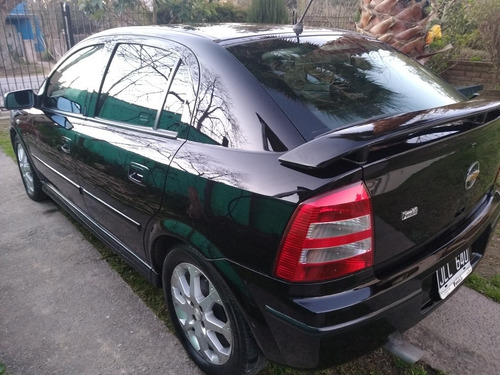 Imagen 15 de 15 de Chevrolet Astra 2.0 Gls 2010