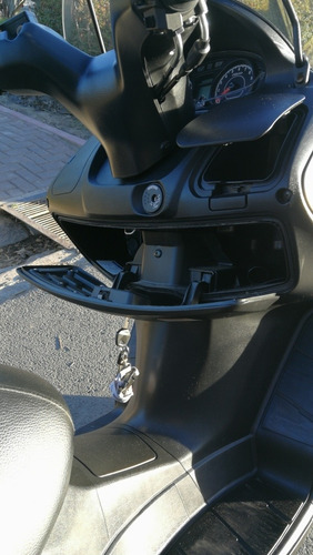 Suzuki Burgman 200 Abs