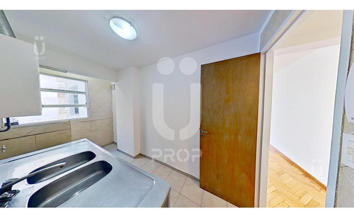 Departamento En Venta Tres Ambientes En Palermo Soho.