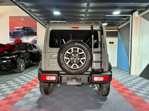 Suzuki Jimny 1.5 Glx At