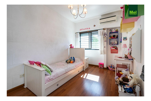 Imagen 26 de 30 de Impecable Casa Con Jardín Y Pileta