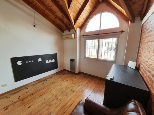 Depto Interno, Tipo Duplex Dos Amb Con Entrepiso.