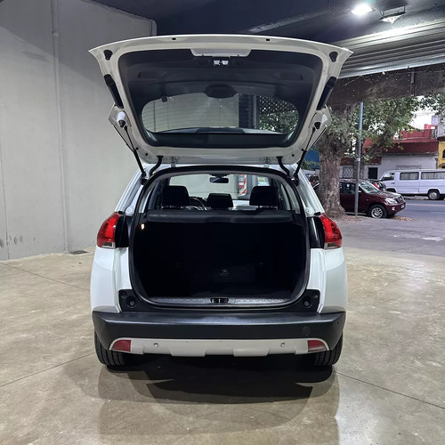 Peugeot 2008 1.6 Feline Tip