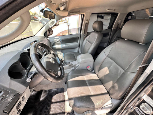 Toyota Hilux CD SRV D4-D 4x4 3.0 TDI Diesel Aut