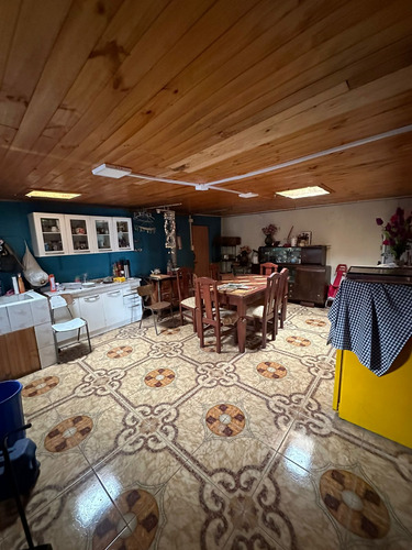 Amplia Casa En Población Carlos Trupp, Talca.