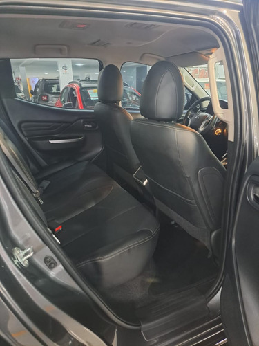 Mitsubishi L200 2.4 Triton Sport Hpe Cab. Dupla 4x4 Aut. 4p
