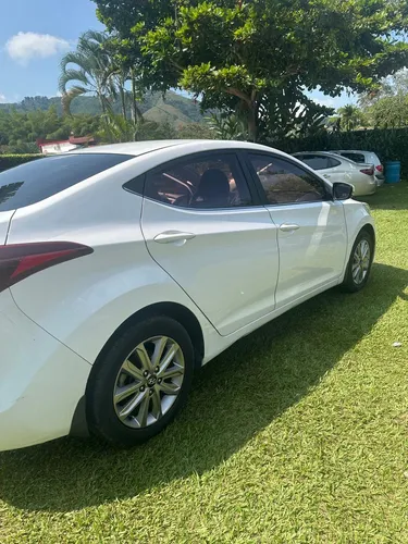 Hyundai Elantra 1.8 I35 Gl Mt