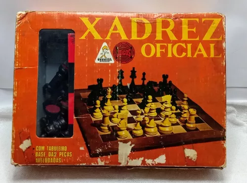 Jogo de Xadrez - Série Família Real Britânica Antigo A02OT71