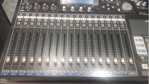 Mesa Digital Tascan Dm24  32 Canais - Interface Protools