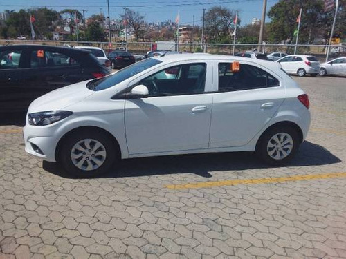 Chevrolet Onix 1.0 Mpfi Lt 8v Flex 4p Manual