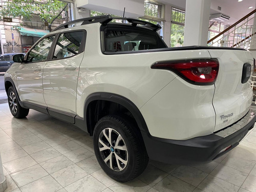 Fiat Toro 1.8 Freedom 4X2 At