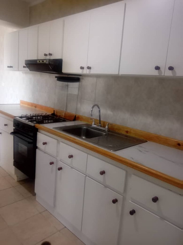 Apartamento En Alquiler Zona Norte