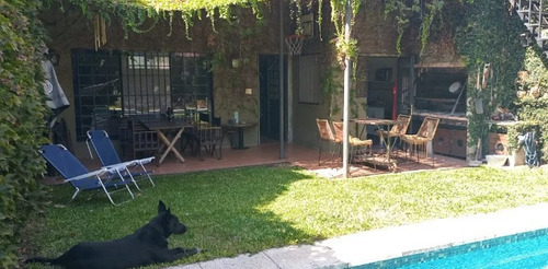 Casa En Venta De 5 Amb. 3 Dormitorios 3baños Pileta