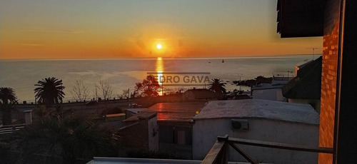 Cabaña De Madera En Venta En Punta Fría, Con Hermosas Vistas