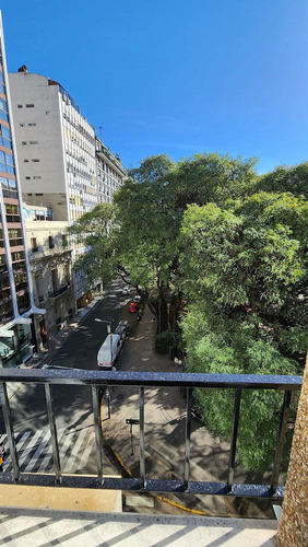Oficina/consultorio Frente A Plaza Libertad