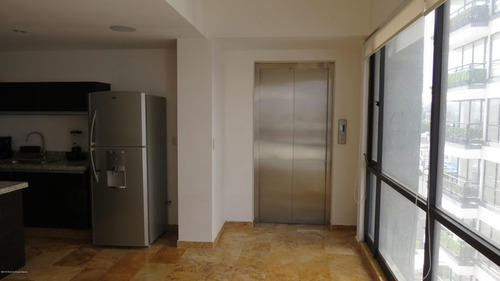 Imagen 4 de 14 de Excelente Ubicación Y De Lujo Departamento Amueblado Jf