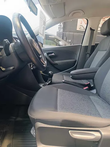 Volkswagen Polo 1.6 L4 Mt