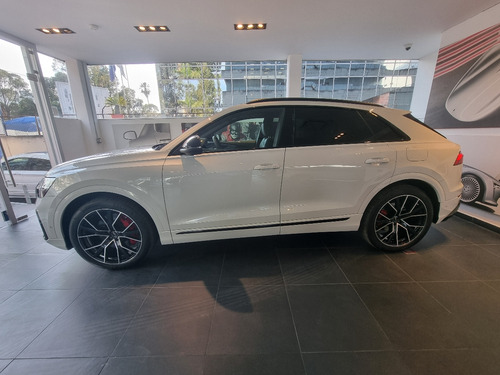 Audi Q8 2024