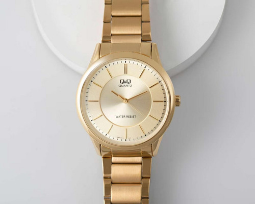 Reloj Q&q Qyq Q948j010y Casual Acero Hombre + Estuche Color De La Correa Dorado