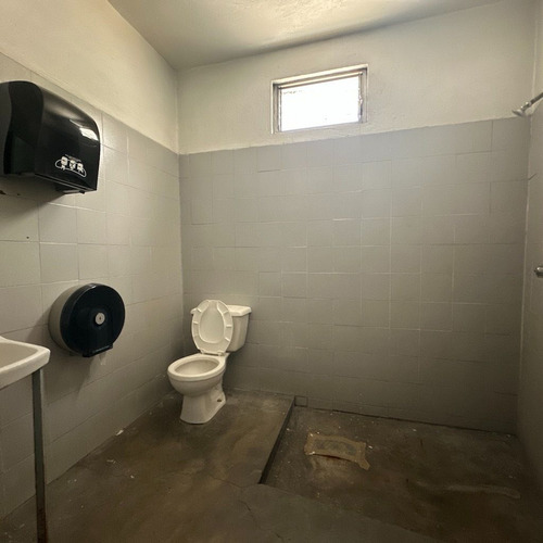 Oficinas Con Bodega En Renta / Guadalupe, Tlalpan-cdmx