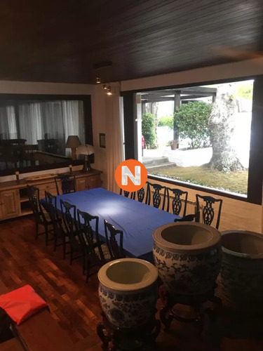 Residencia En Venta A Metros Del Mar En Solanas