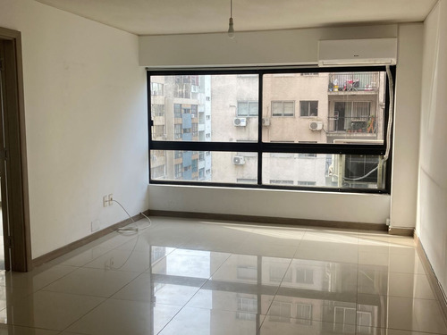 Alquiler Apartamento 1 Dormitorios 1baño Piso Alto Centro